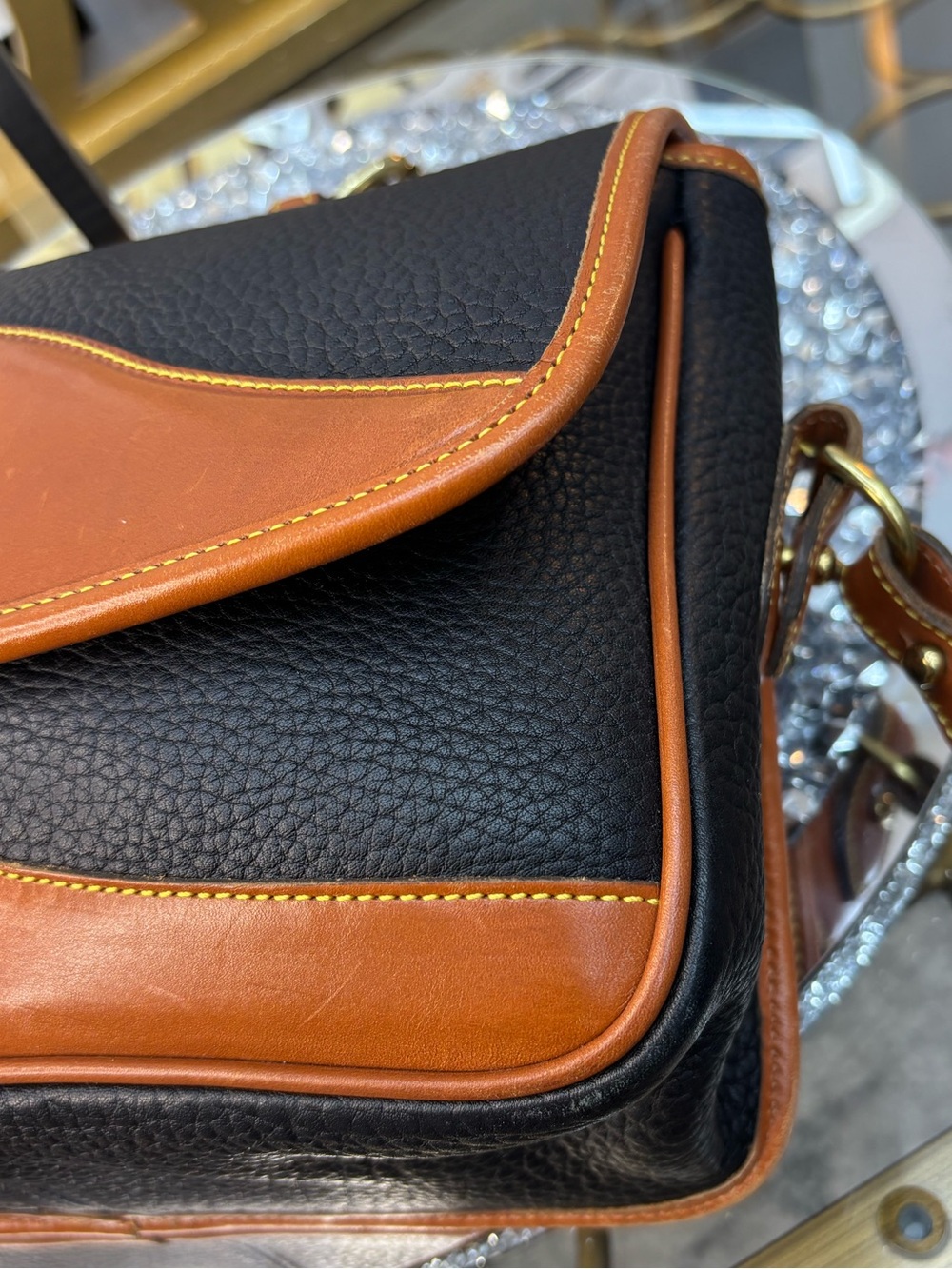 Dooney & Bourke vintage made in Costa Rica All-Weather Leather Carrier Bag EUC - Picture 11 of 15